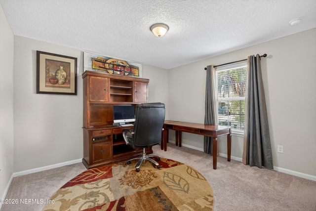 11516 RED KOI Drive, Jacksonville, FL 32226