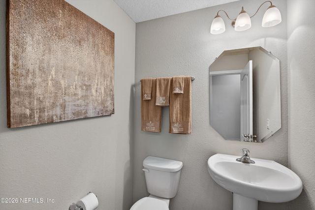 11516 RED KOI Drive, Jacksonville, FL 32226