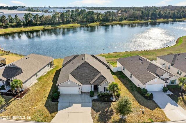 11516 RED KOI Drive, Jacksonville, FL 32226