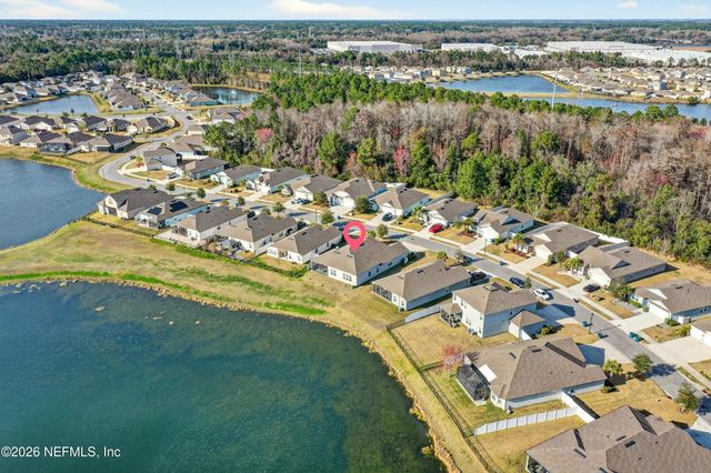 11516 RED KOI Drive, Jacksonville, FL 32226