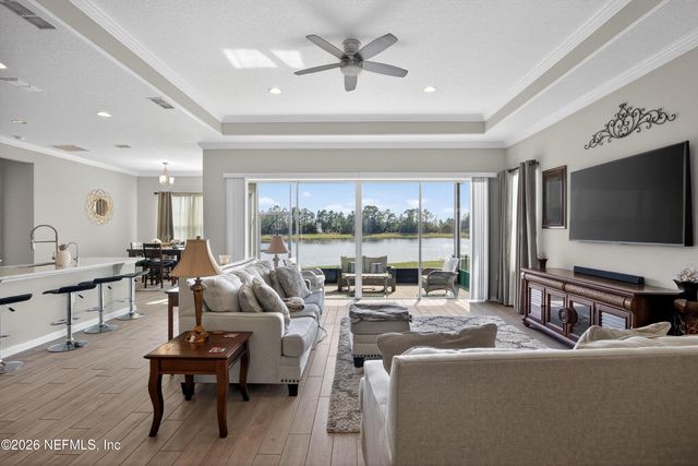 11516 RED KOI Drive, Jacksonville, FL 32226