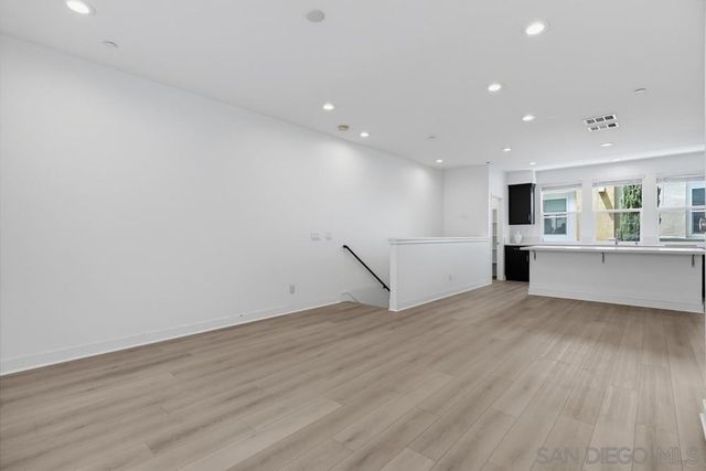 745 Shoreline Rd, Chula Vista, CA 91910