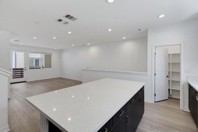 745 Shoreline Rd, Chula Vista, CA 91910