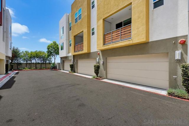 745 Shoreline Rd, Chula Vista, CA 91910