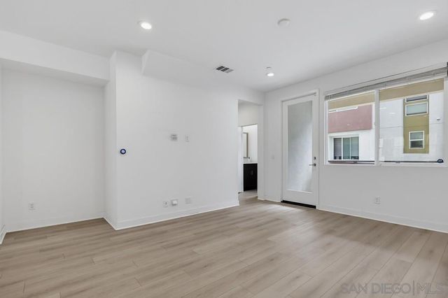 745 Shoreline Rd, Chula Vista, CA 91910