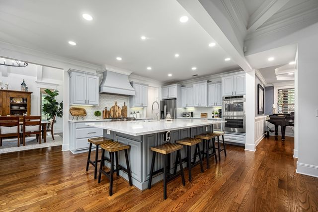 805 Azura Landing, Old Hickory, TN 37138