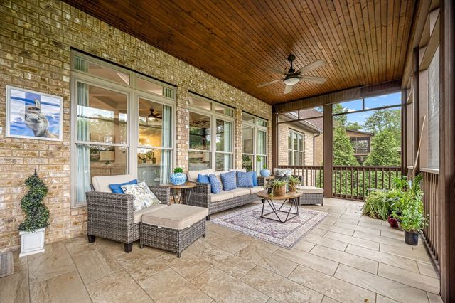 805 Azura Landing, Old Hickory, TN 37138