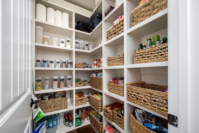 805 Azura Landing, Old Hickory, TN 37138