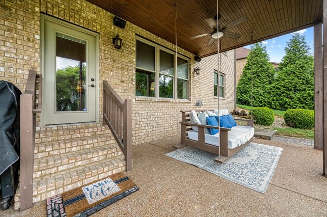 805 Azura Landing, Old Hickory, TN 37138