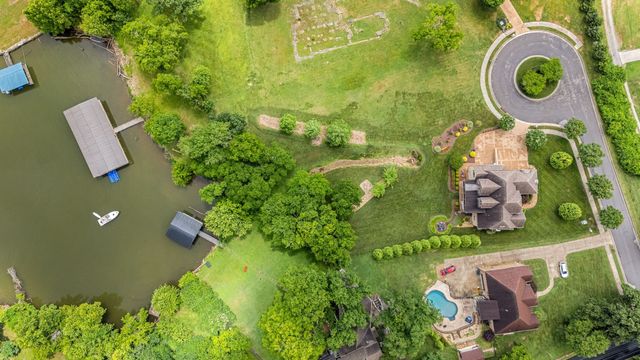 805 Azura Landing, Old Hickory, TN 37138