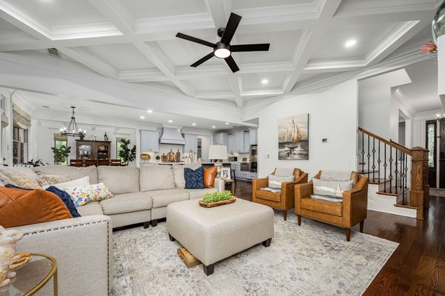 805 Azura Landing, Old Hickory, TN 37138