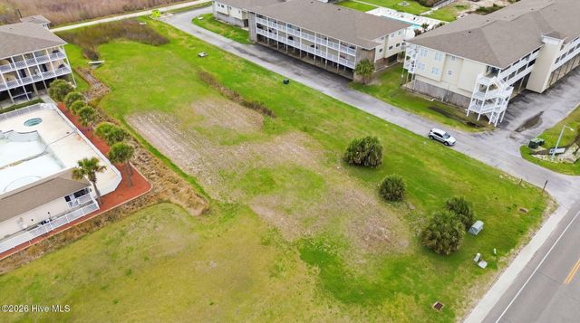 120 SE 58th Street, Oak Island, NC 28465