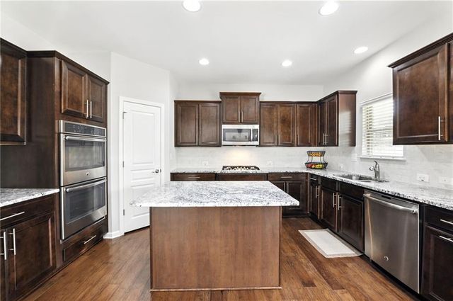 345 Varenna Lane, Sugar Hill, GA 30518