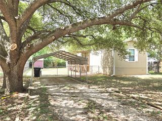 304 South Moore Street, Caldwell, TX 77836