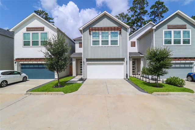 5213 Pinemont Creek Lane, Houston, TX 77018