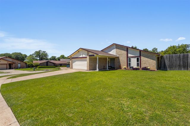 802 Via Balboa, Mesquite, TX 75150