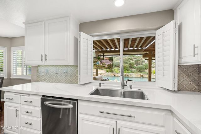 3034 Deer Valley Avenue, Newbury Park, CA 91320