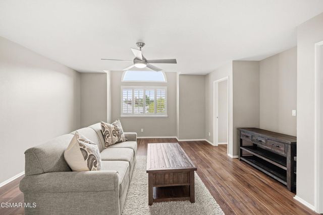 3034 Deer Valley Avenue, Newbury Park, CA 91320