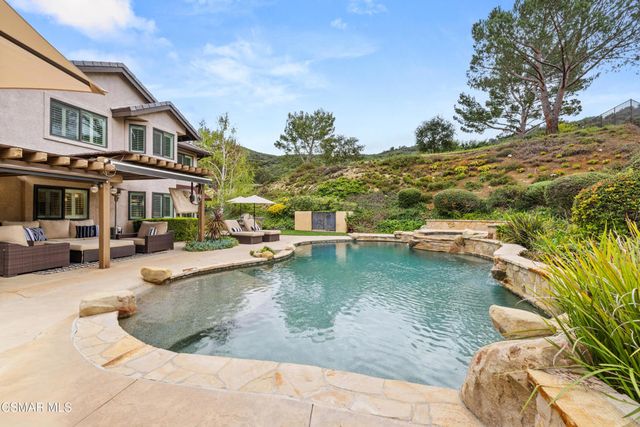 3034 Deer Valley Avenue, Newbury Park, CA 91320