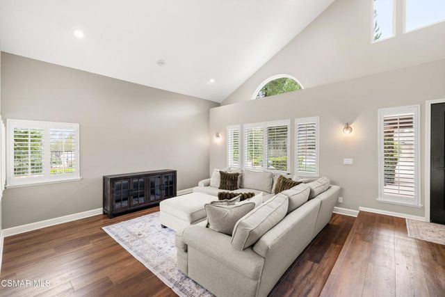 3034 Deer Valley Avenue, Newbury Park, CA 91320