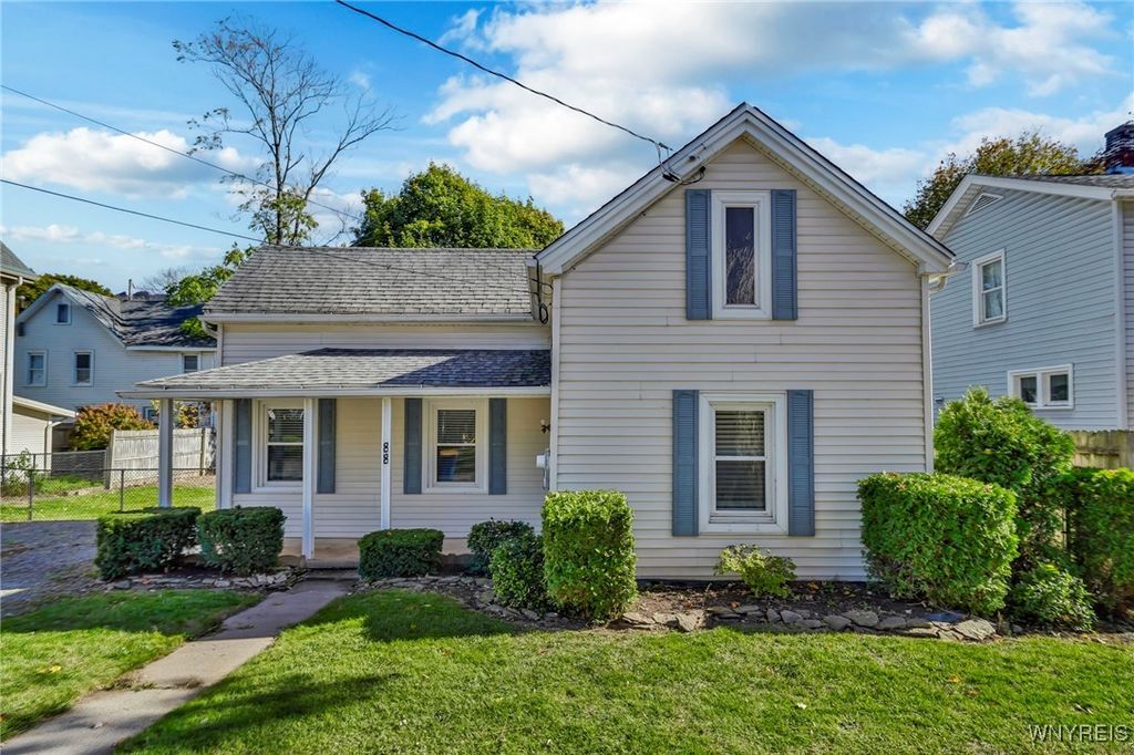 88 Prospect Street, Lockport City, NY 14094