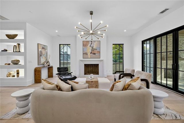 991 Courtenay Drive NE, Atlanta, GA 30306