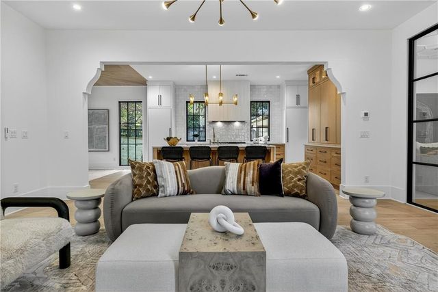 991 Courtenay Drive NE, Atlanta, GA 30306