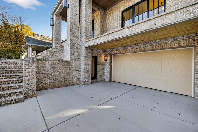 991 Courtenay Drive NE, Atlanta, GA 30306
