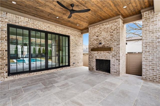 991 Courtenay Drive NE, Atlanta, GA 30306