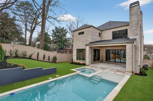 991 Courtenay Drive NE, Atlanta, GA 30306