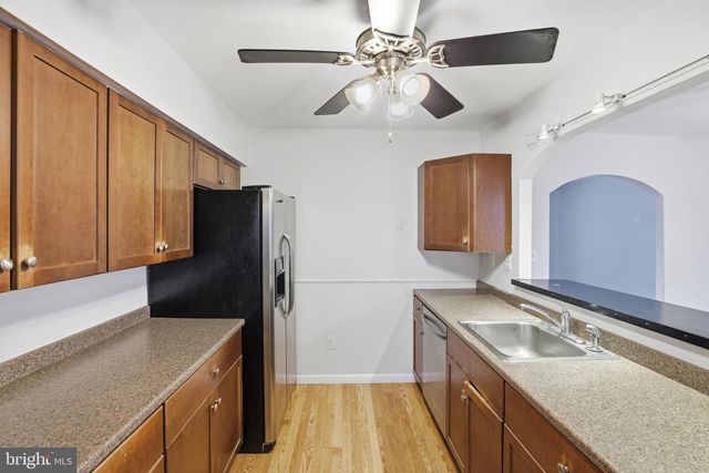 10 MATTHEWS AVE, Cockeysville, MD 21030