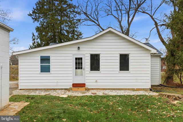 10 MATTHEWS AVE, Cockeysville, MD 21030