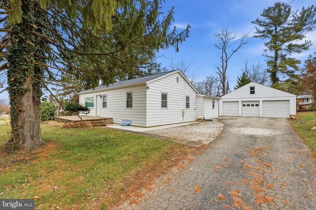 10 MATTHEWS AVE, Cockeysville, MD 21030