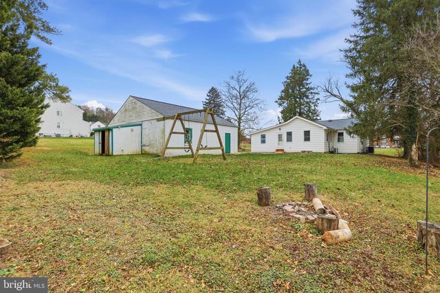 10 MATTHEWS AVE, Cockeysville, MD 21030