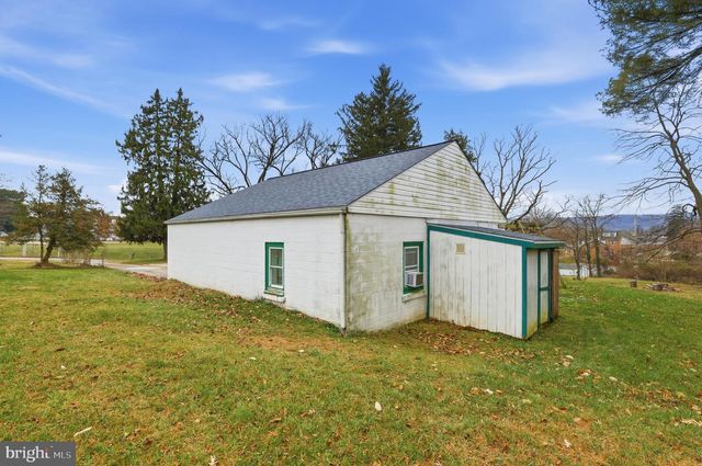 10 MATTHEWS AVE, Cockeysville, MD 21030