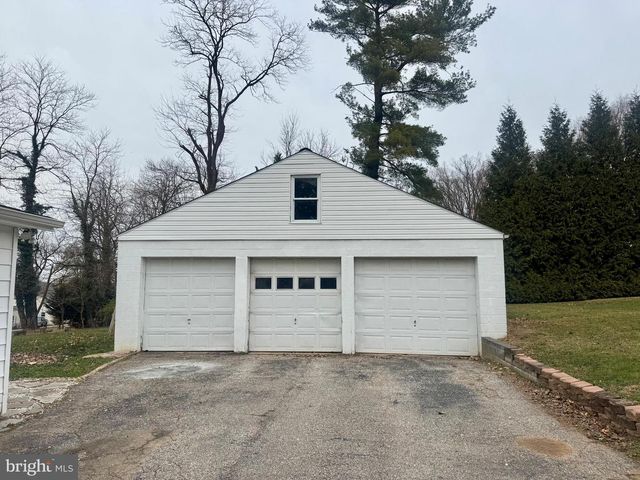 10 MATTHEWS AVE, Cockeysville, MD 21030