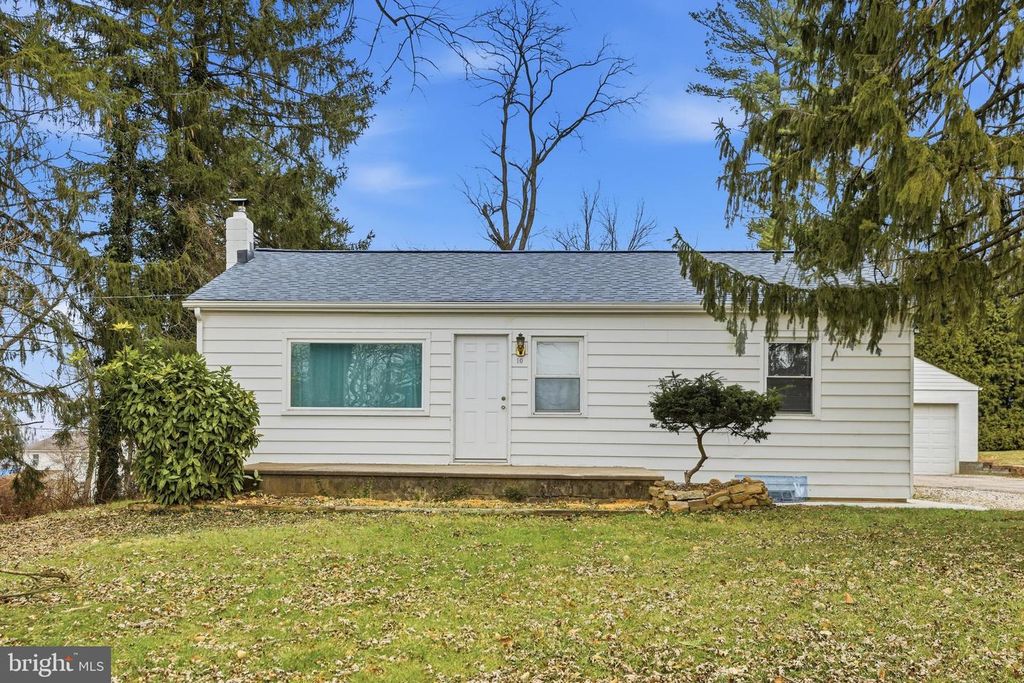 10 MATTHEWS AVE, Cockeysville, MD 21030