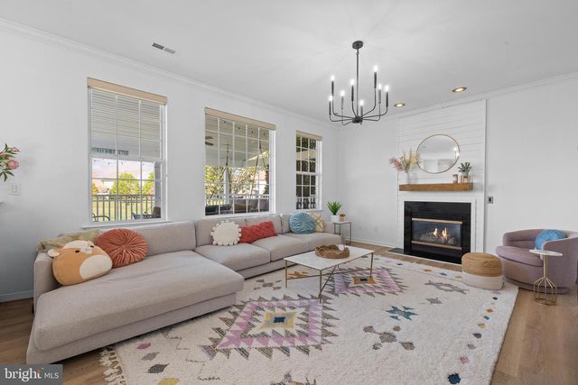 2943 SANTA MARIA DR, Gilbertsville, PA 19525