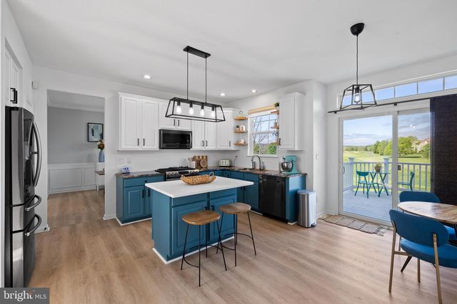 2943 SANTA MARIA DR, Gilbertsville, PA 19525