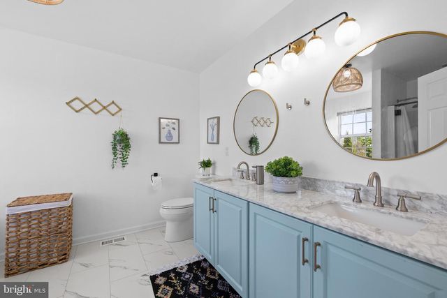 2943 SANTA MARIA DR, Gilbertsville, PA 19525