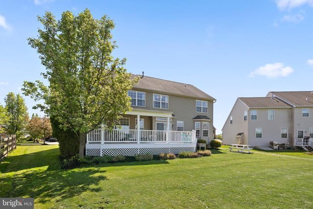 2943 SANTA MARIA DR, Gilbertsville, PA 19525