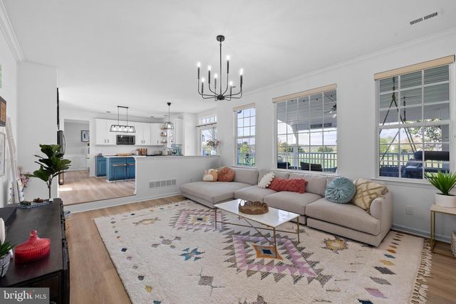 2943 SANTA MARIA DR, Gilbertsville, PA 19525