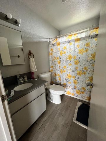 1397 Vine Street, San Jose, CA 95110