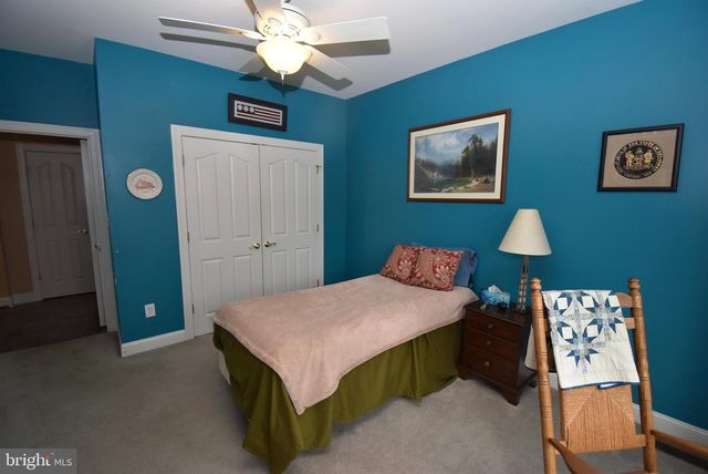 55 DEVALINDER DR, Newark, DE 19702