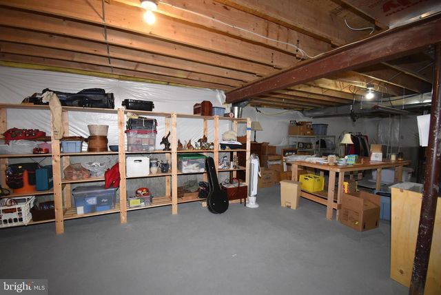 55 DEVALINDER DR, Newark, DE 19702