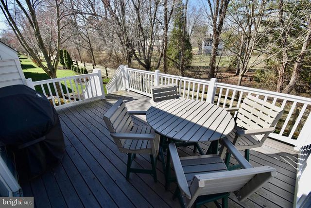 55 DEVALINDER DR, Newark, DE 19702