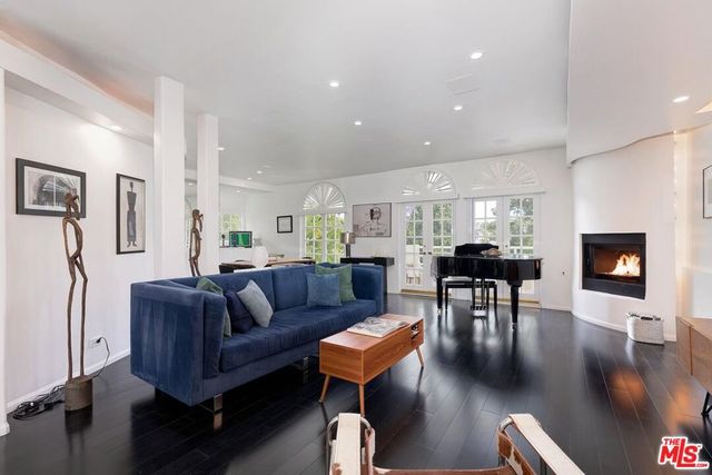 9921 Durant Drive 2, Beverly Hills, CA 90212