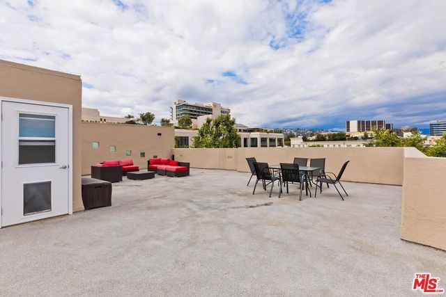 9921 Durant Drive 2, Beverly Hills, CA 90212