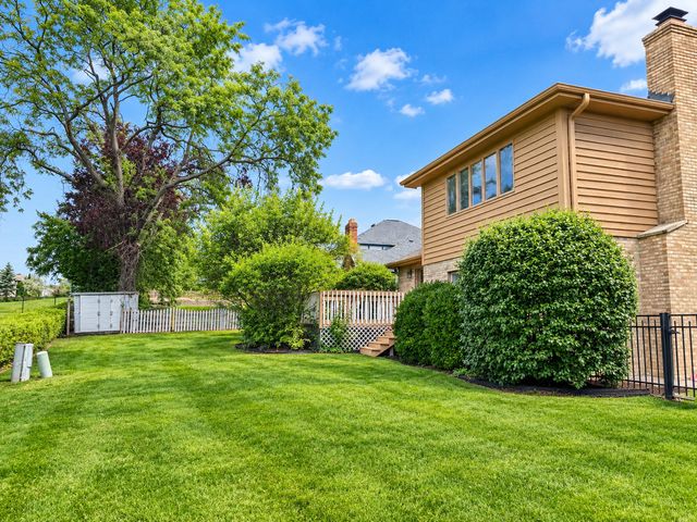 13630 S Chippewa Trail, Homer Glen, IL 60491