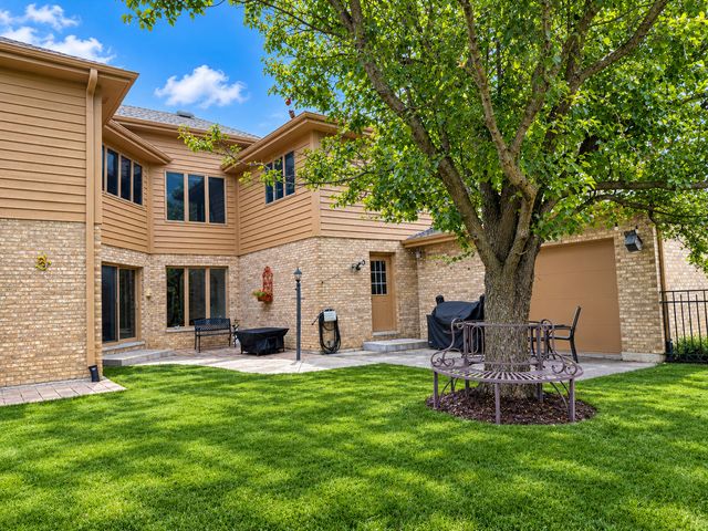 13630 S Chippewa Trail, Homer Glen, IL 60491
